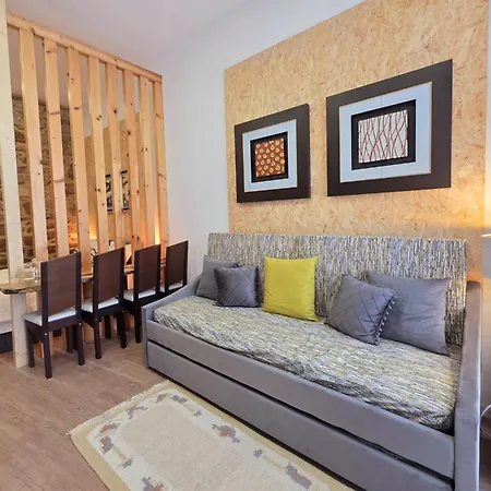 Apartmán Golden I I I *